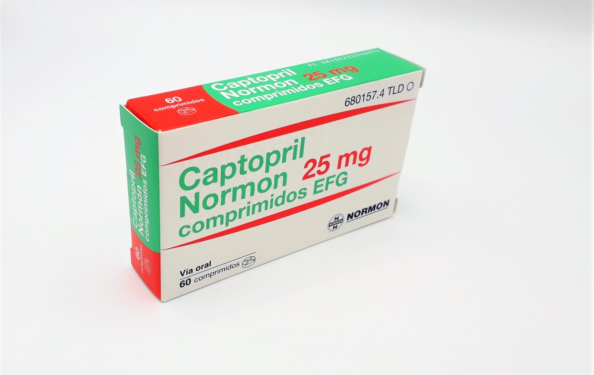 CAPTOPRIL NORMON 25 mg COMPRIMIDOS EFG, 60 comprimidos fotografía del envase.