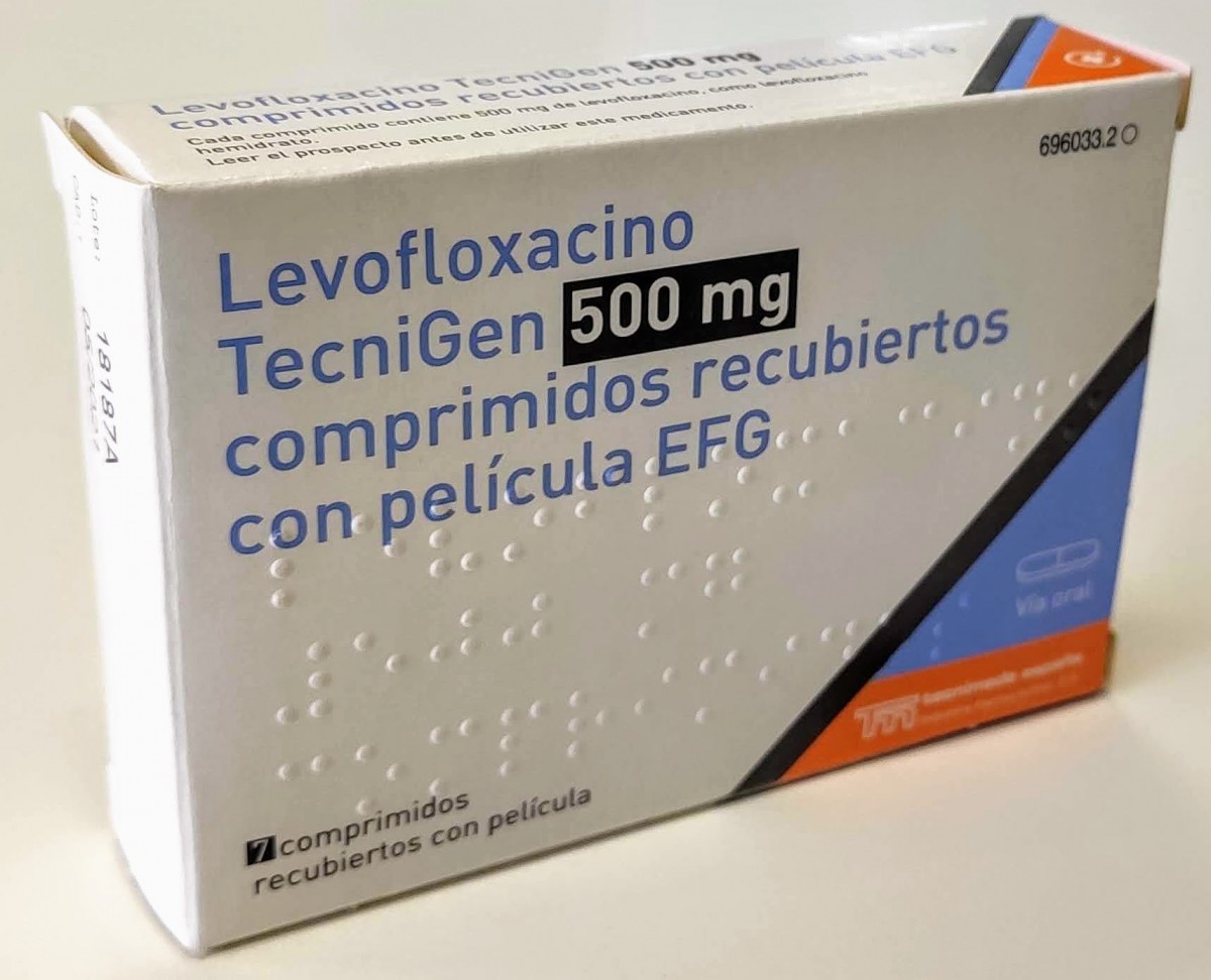 LEVOFLOXACINO TECNIGEN 500 MG COMPRIMIDOS RECUBIERTOS CON PELICULA EFG , 14 comprimidos fotografía del envase.