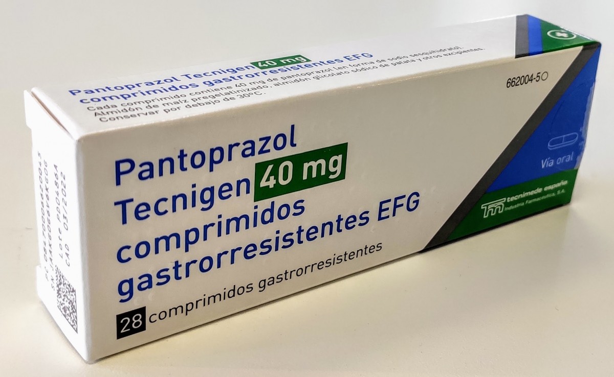 PANTOPRAZOL TECNIGEN 40 mg COMPRIMIDOS GASTRORRESISTENTES EFG, 28 comprimidos fotografía del envase.