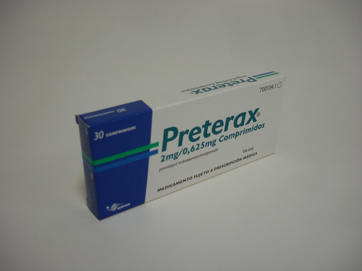 PRETERAX 2 mg/0,625 mg COMPRIMIDOS , 30 comprimidos fotografía del envase.