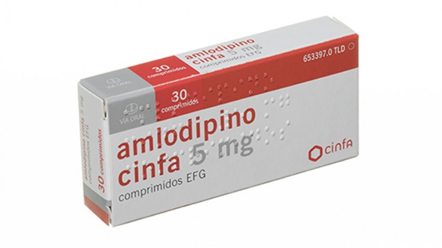 AMLODIPINO CINFA 5 mg COMPRIMIDOS EFG , 30 comprimidos fotografía del envase.