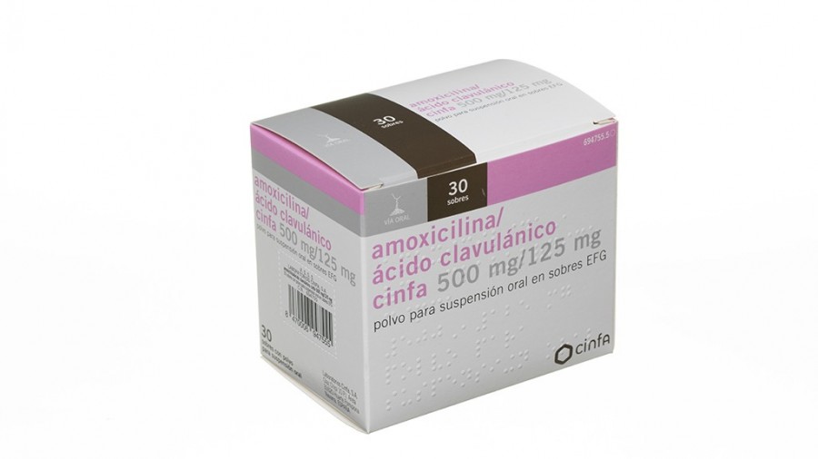 AMOXICILINA/ACIDO CLAVULANICO CINFA 500 mg /125 mg POLVO PARA SUSPENSION ORAL EN SOBRES EFG, 12 sobres fotografía del envase.