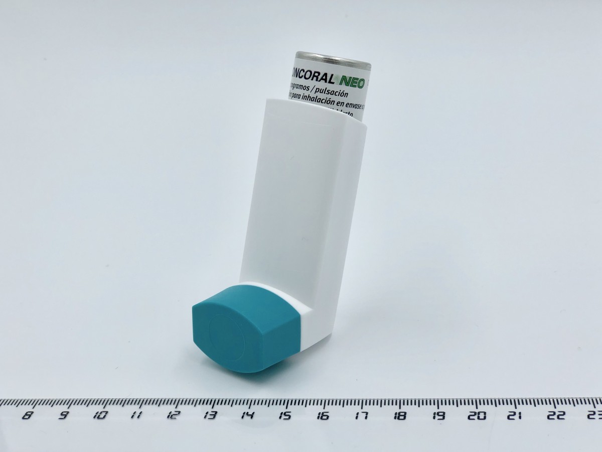 BRONCORAL NEO 12 microgramos/PULSACION SOLUCION PARA INHALACION EN ENVASE A PRESION, 1 inhalador de 50 dosis fotografía de la forma farmacéutica.