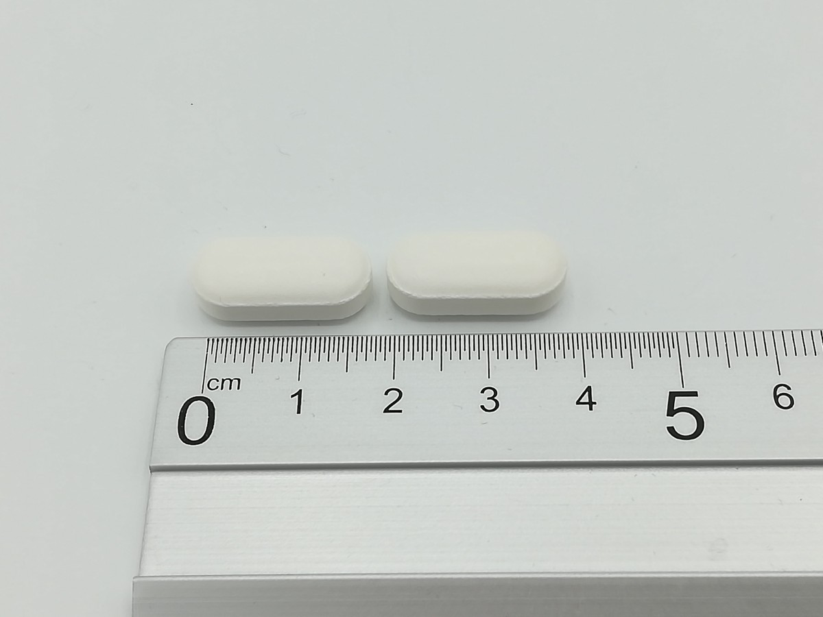CEFUROXIMA NORMON 500 mg COMPRIMIDOS RECUBIERTOS CON PELICULA EFG , 12 comprimidos fotografía de la forma farmacéutica.