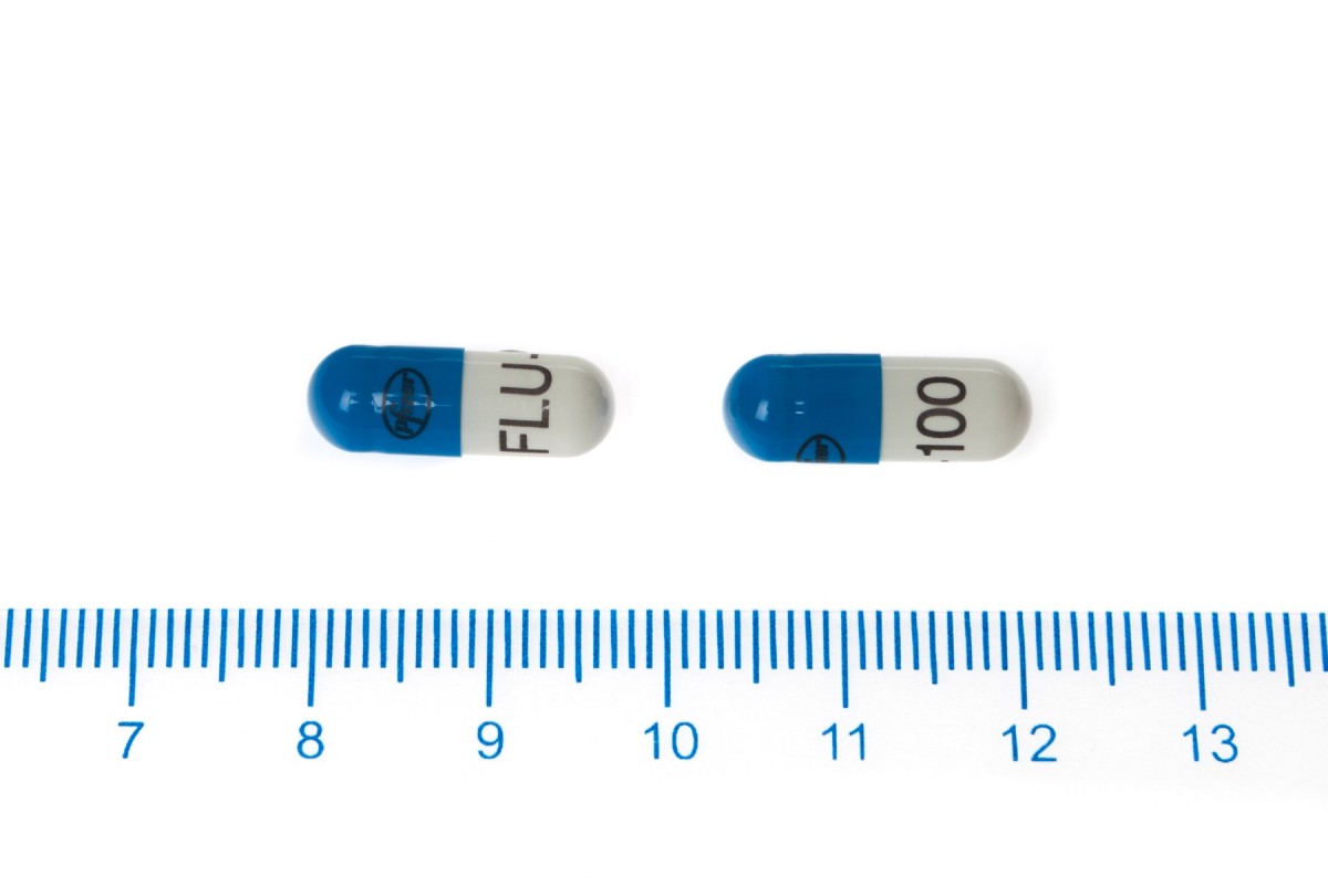 DIFLUCAN 100 mg CAPSULAS DURAS , 7 cápsulas fotografía de la forma farmacéutica.