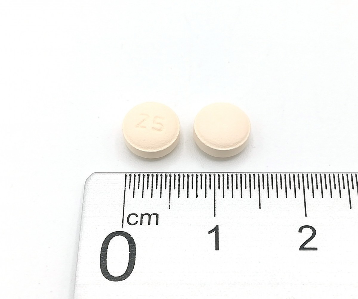 EPLERENONA NORMON 25 mg COMPRIMIDOS RECUBIERTOS CON PELICULA EFG, 30 comprimidos fotografía de la forma farmacéutica.