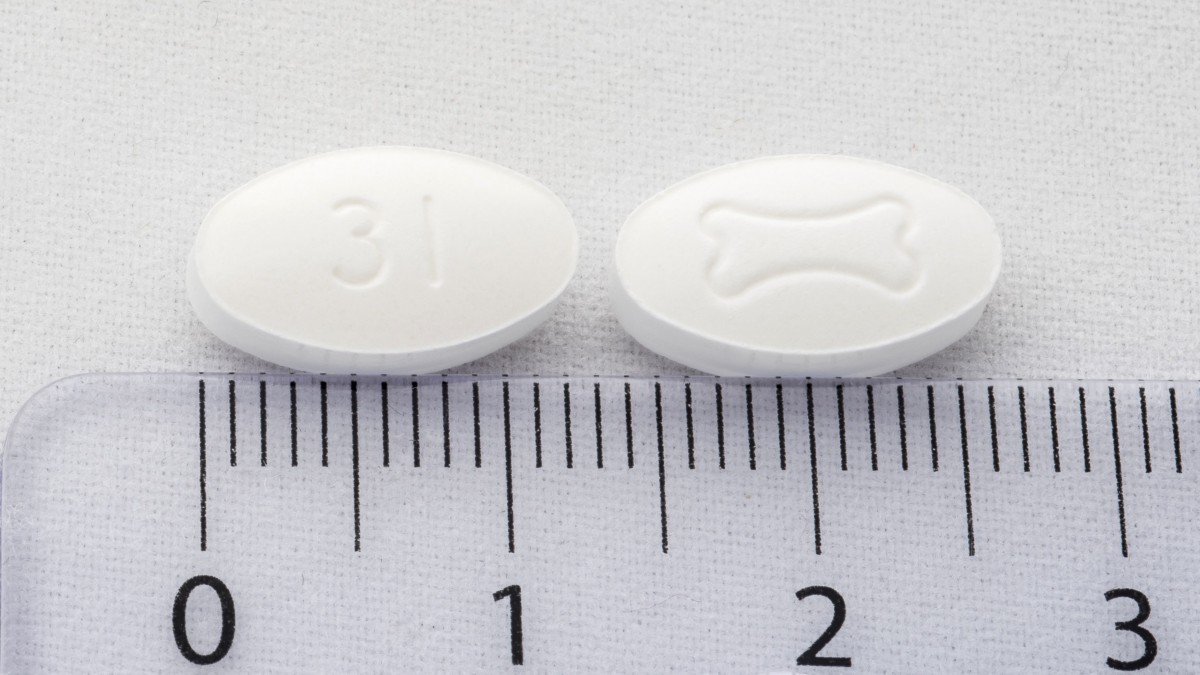 FOSAMAX SEMANAL 70 mg COMPRIMIDOS , 4 comprimidos fotografía de la forma farmacéutica.