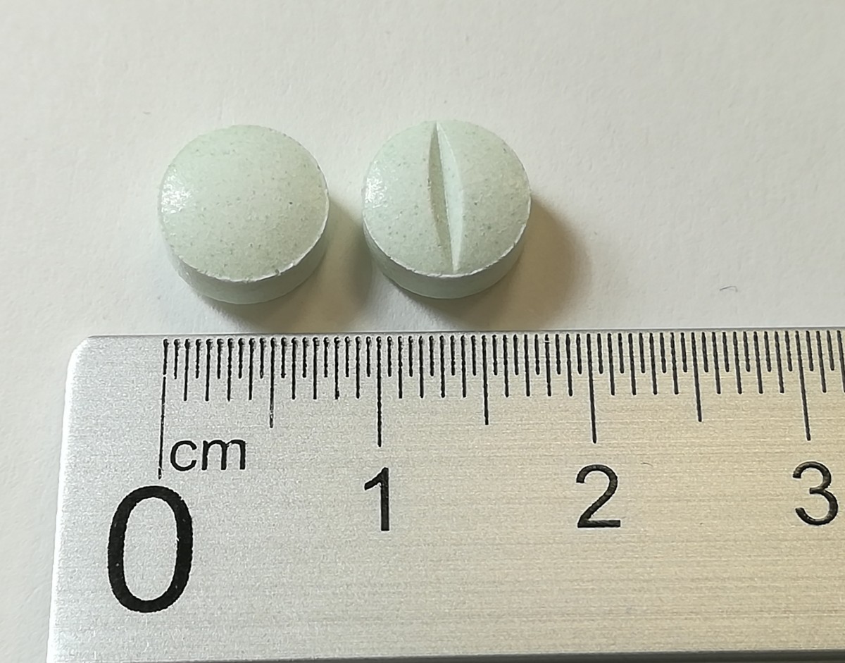 LOVASTATINA NORMON 40 mg COMPRIMIDOS EFG, 28 comprimidos fotografía de la forma farmacéutica.