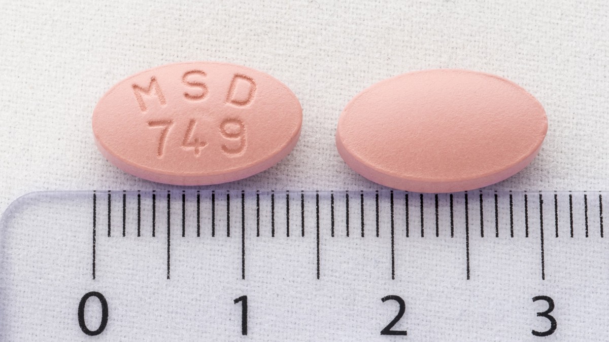 ZOCOR FORTE 40 mg COMPRIMIDOS RECUBIERTOS CON PELICULA , 28 comprimidos fotografía de la forma farmacéutica.