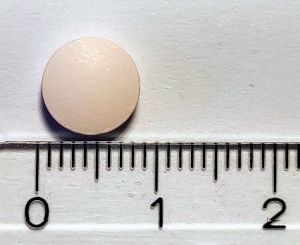 MONTELUKAST TECNIGEN 10 mg COMPRIMIDOS RECUBIERTOS CON PELICULA EFG, 28 comprimidos fotografía de la forma farmacéutica.