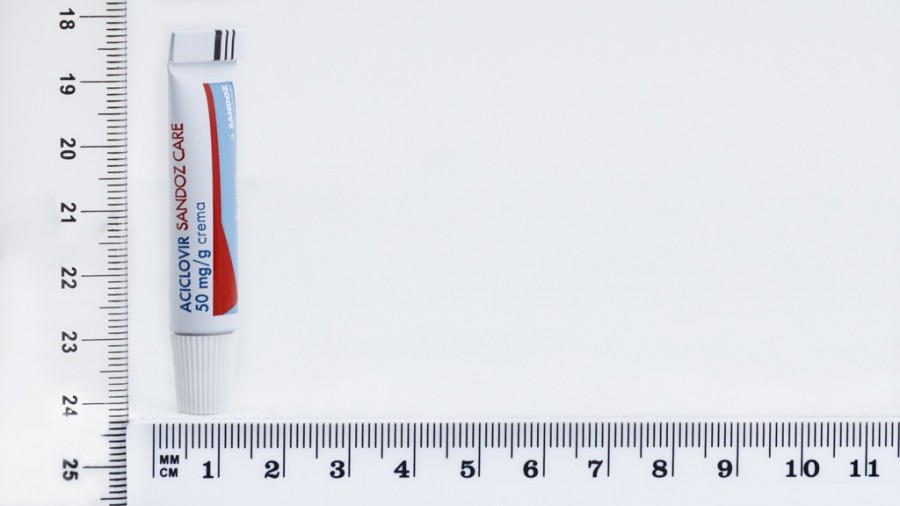ACICLOVIR SANDOZ CARE 50 MG/G CREMA , 1 tubo de 2 g fotografía de la forma farmacéutica.