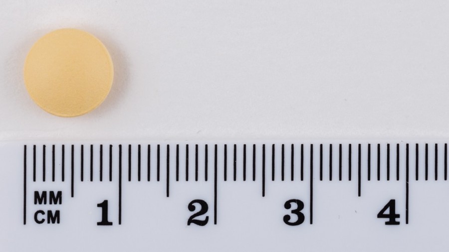 Enalapril/Lercanidipino Sandoz 20 mg/10 mg comprimidos recubiertos con película EFG , 28 comprimidos fotografía de la forma farmacéutica.