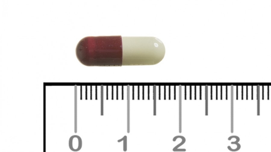 FLUCONAZOL CINFA 100 mg CAPSULAS DURAS EFG , 7 cápsulas fotografía de la forma farmacéutica.