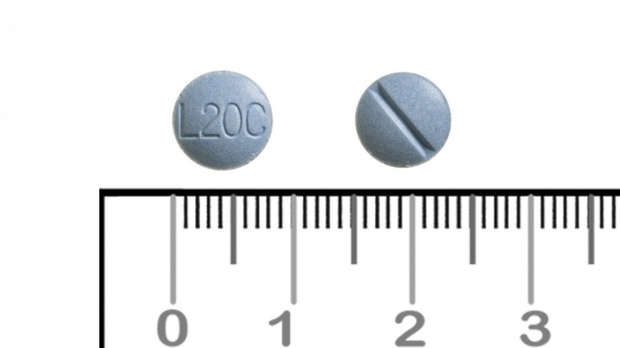 LOVASTATINA CINFA 20 mg COMPRIMIDOS EFG, 28 comprimidos fotografía de la forma farmacéutica.