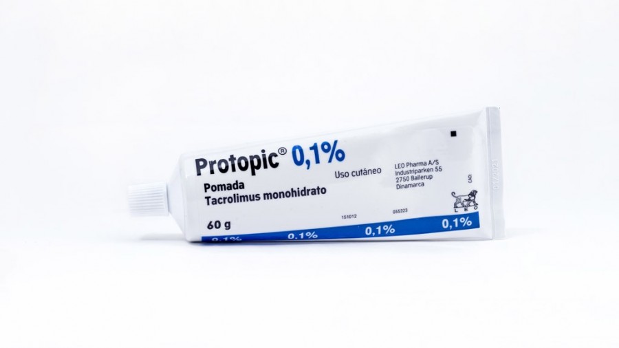 PROTOPIC 0,1% POMADA, 1 tubo de 60 g fotografía de la forma farmacéutica.