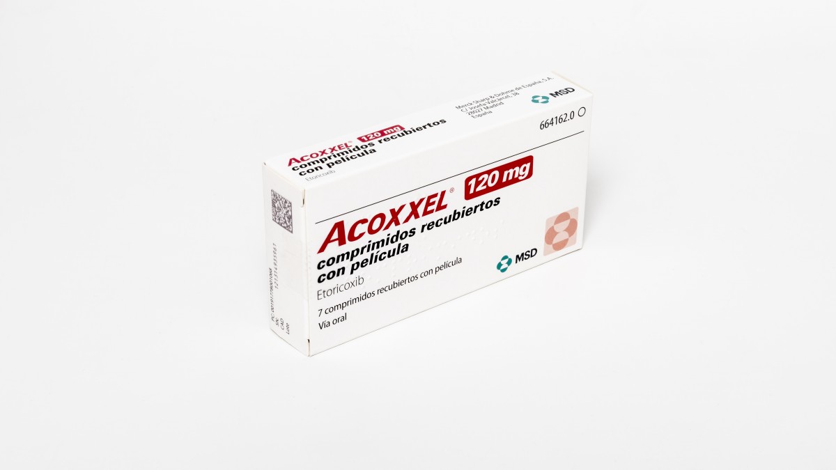 ACOXXEL 120 mg COMPRIMIDOS RECUBIERTOS CON PELICULA , 7 comprimidos fotografía del envase.