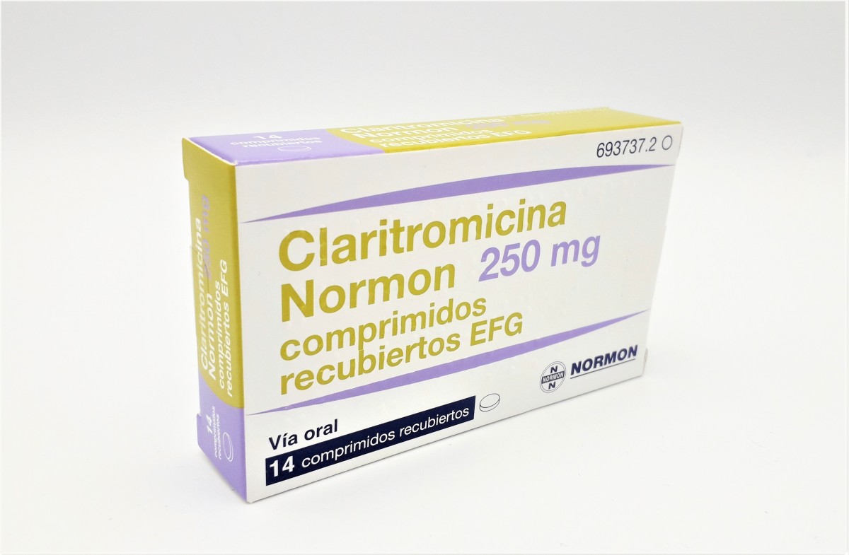 CLARITROMICINA NORMON 250 mg COMPRIMIDOS RECUBIERTOS EFG, 500 comprimidos fotografía del envase.