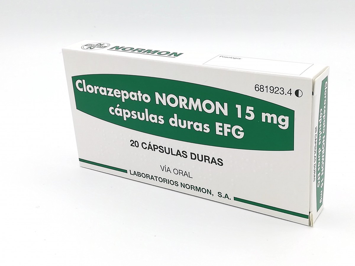 CLORAZEPATO NORMON  15 mg CAPSULAS DURAS EFG, 20 cápsulas fotografía del envase.