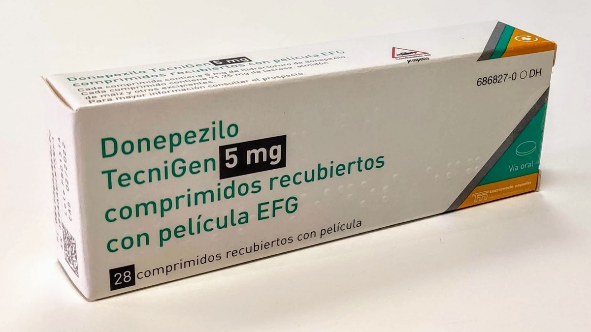 DONEPEZILO TECNIGEN 5 mg COMPRIMIDOS RECUBIERTOS CON PELICULA EFG, 28 comprimidos fotografía del envase.