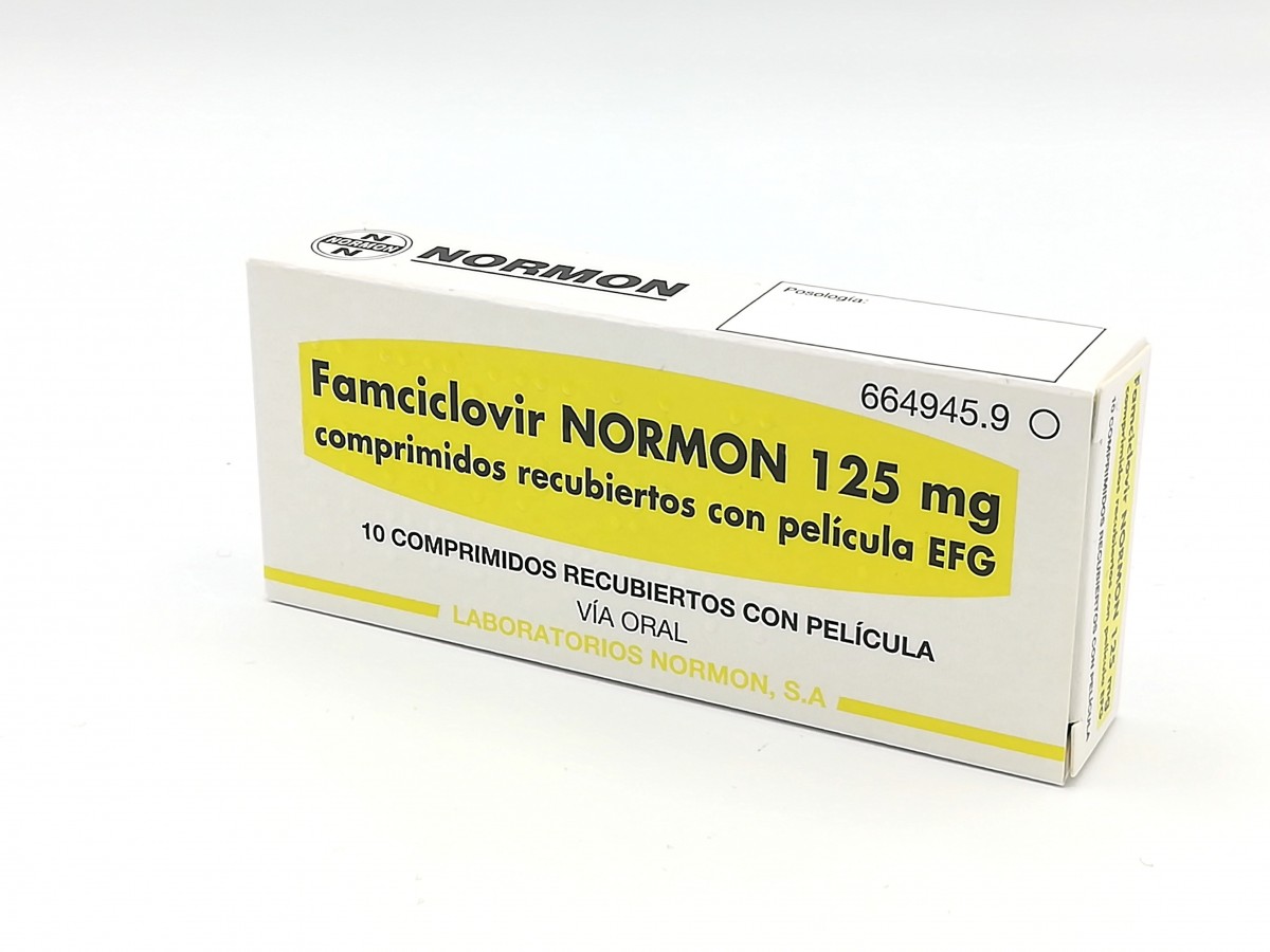 FAMCICLOVIR NORMON 125 mg COMPRIMIDOS RECUBIERTOS CON PELICULA EFG, 10 comprimidos fotografía del envase.