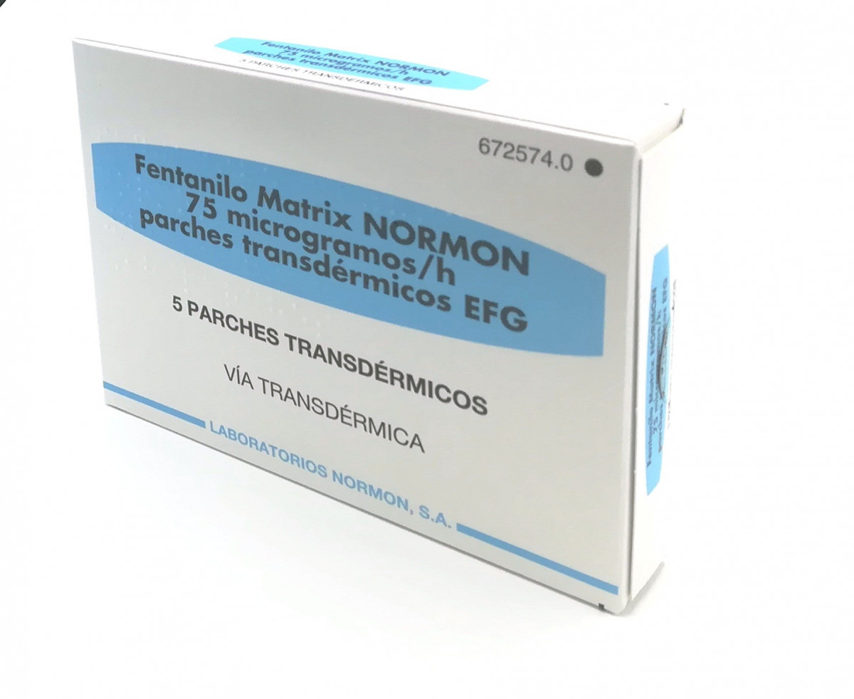 FENTANILO MATRIX NORMON 75 microgramos/H PARCHES TRANSDERMICOS EFG, 5 parches (papel/película de polietileno tereftalato /Al/poliacrilnitrilo copolímero) fotografía del envase.