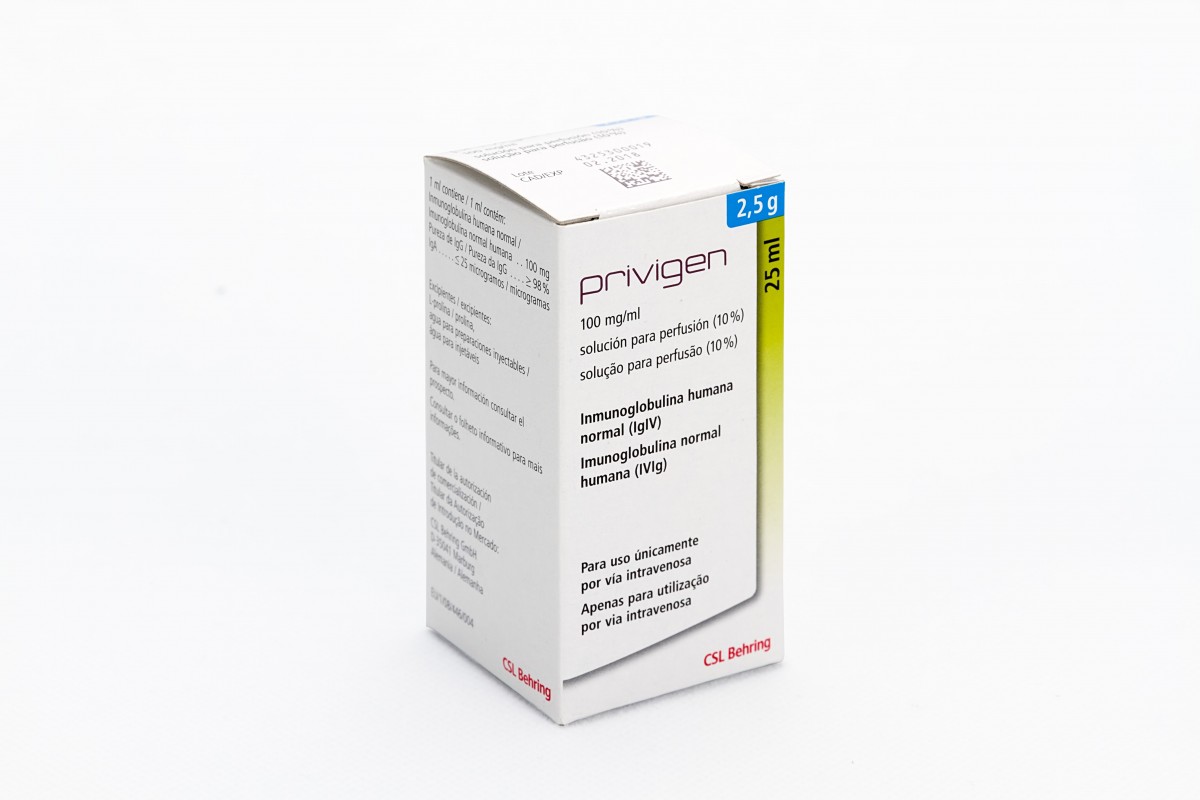 PRIVIGEN 100 mg/ml SOLUCION PARA PERFUSION, 1 vial de 25 ml fotografía del envase.