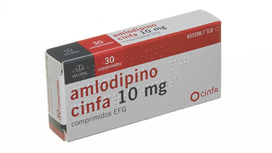 AMLODIPINO CINFA 10 mg COMPRIMIDOS EFG , 30 comprimidos fotografía del envase.