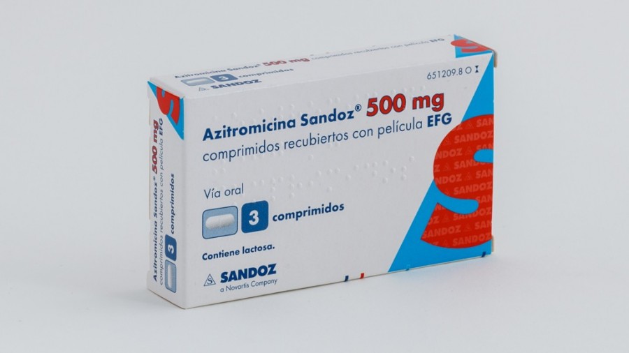 AZITROMICINA SANDOZ 500 MG COMPRIMIDOS RECUBIERTOS CON PELÍCULA EFG , 3 comprimidos fotografía del envase.
