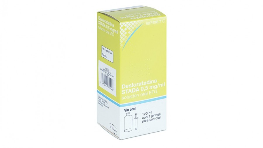 DESLORATADINA STADA 0,5 mg/ml SOLUCION ORAL EFG, 1 frasco de 120 ml con jeringa dosificadora fotografía del envase.