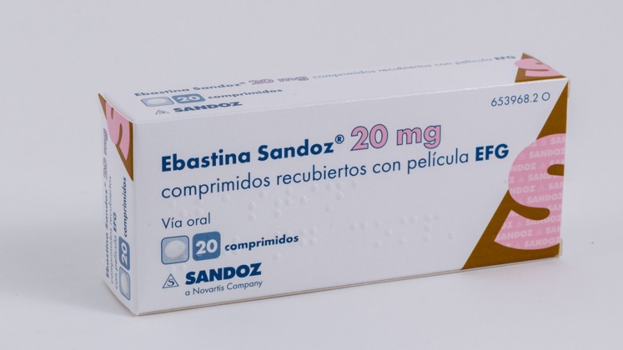 EBASTINA SANDOZ 20 mg COMPRIMIDOS RECUBIERTOS CON PELICULA EFG , 20 comprimidos fotografía del envase.