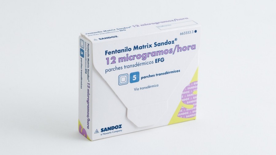 FENTANILO MATRIX SANDOZ 12 microgramos/HORA PARCHES TRANSDERMICOS EFG, 5 parches fotografía del envase.