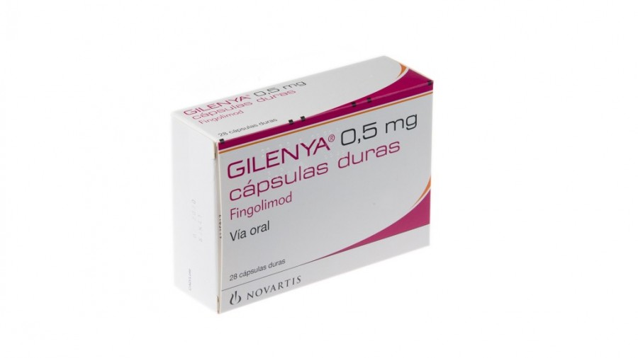 GILENYA 0,5 mg CAPSULAS DURAS, 28 cápsulas fotografía del envase.