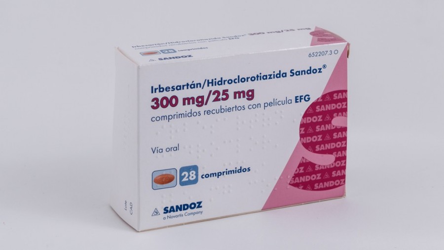IRBESARTAN/HIDROCLOROTIAZIDA SANDOZ 300 mg/25mg COMPRIMIDOS RECUBIERTOS CON  PELICULA EFG , 28 comprimidos fotografía del envase.
