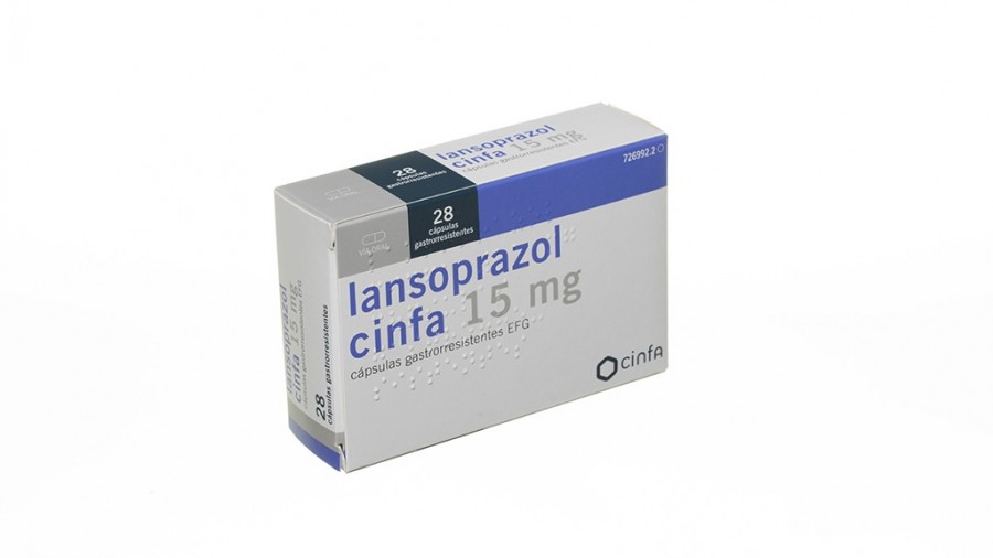 LANSOPRAZOL CINFA  15 mg CAPSULAS GASTRORRESISTENTES EFG, 56 cápsulas fotografía del envase.