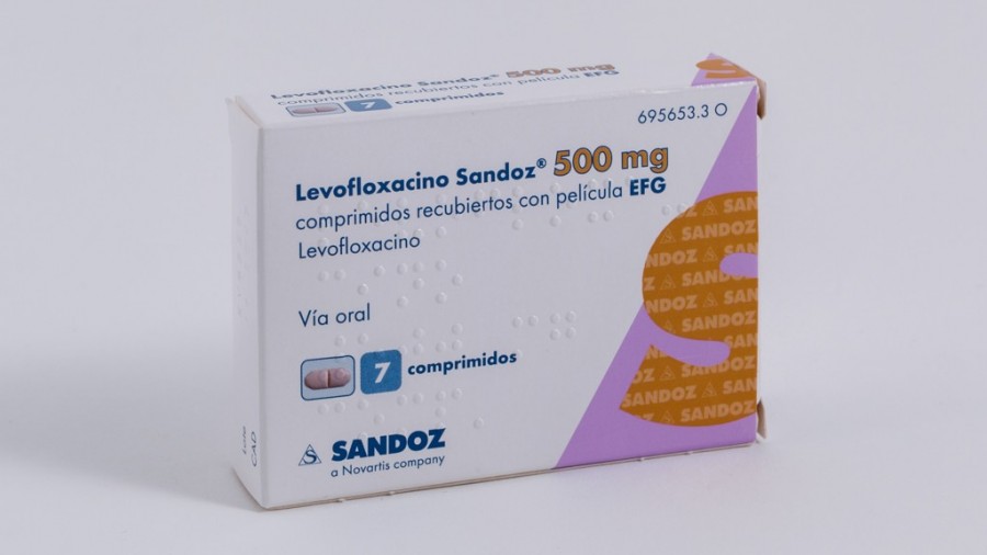LEVOFLOXACINO SANDOZ 500 mg COMPRIMIDOS RECUBIERTOS CON PELICULA EFG , 7 comprimidos fotografía del envase.