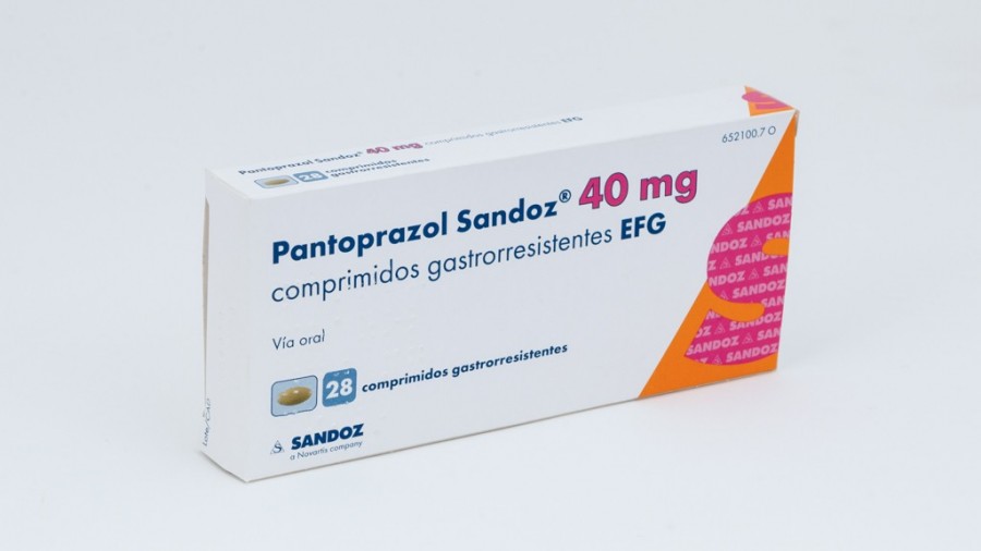 PANTOPRAZOL SANDOZ 40 mg COMPRIMIDOS GASTRORRESISTENTES EFG, 28 comprimidos fotografía del envase.