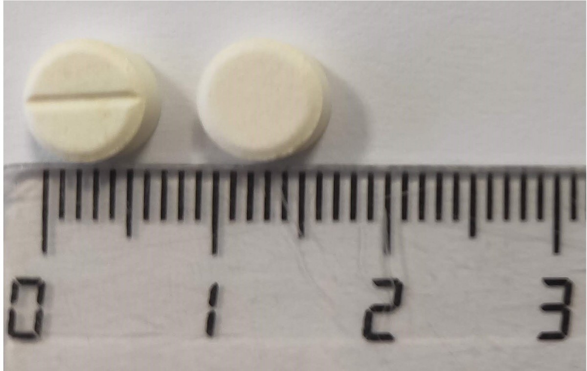 ACARBOSA TECNIGEN 50 mg COMPRIMIDOS, 100 comprimidos fotografía de la forma farmacéutica.