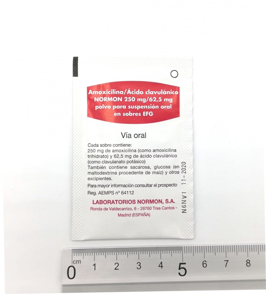 AMOXICILINA/ACIDO CLAVULANICO NORMON 250 mg/62,5 mg  POLVO PARA SUSPENSION ORAL EN SOBRES EFG, 24 sobres fotografía de la forma farmacéutica.