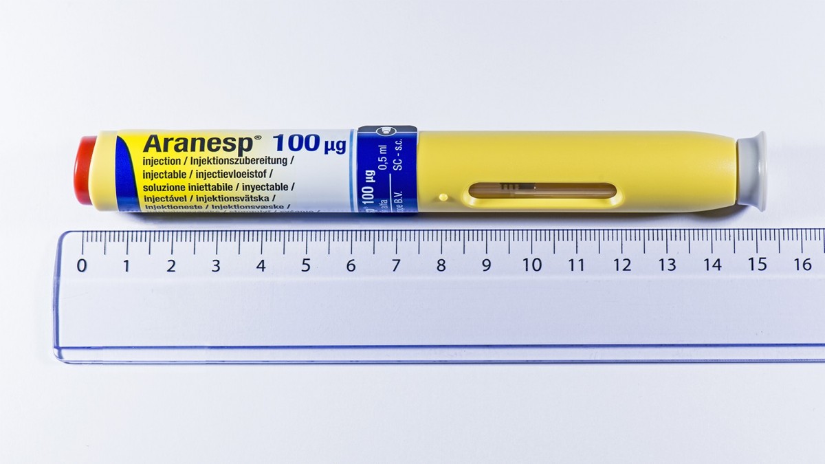 ARANESP 100 microgramos SOLUCION INYECTABLE EN PLUMA PRECARGADA, 1 pluma precargada de 0,5 ml fotografía de la forma farmacéutica.