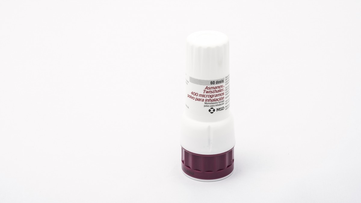 ASMANEX TWISTHALER 400 microgramos POLVO PARA INHALACION, 1 inhalador de 60 dosis fotografía de la forma farmacéutica.