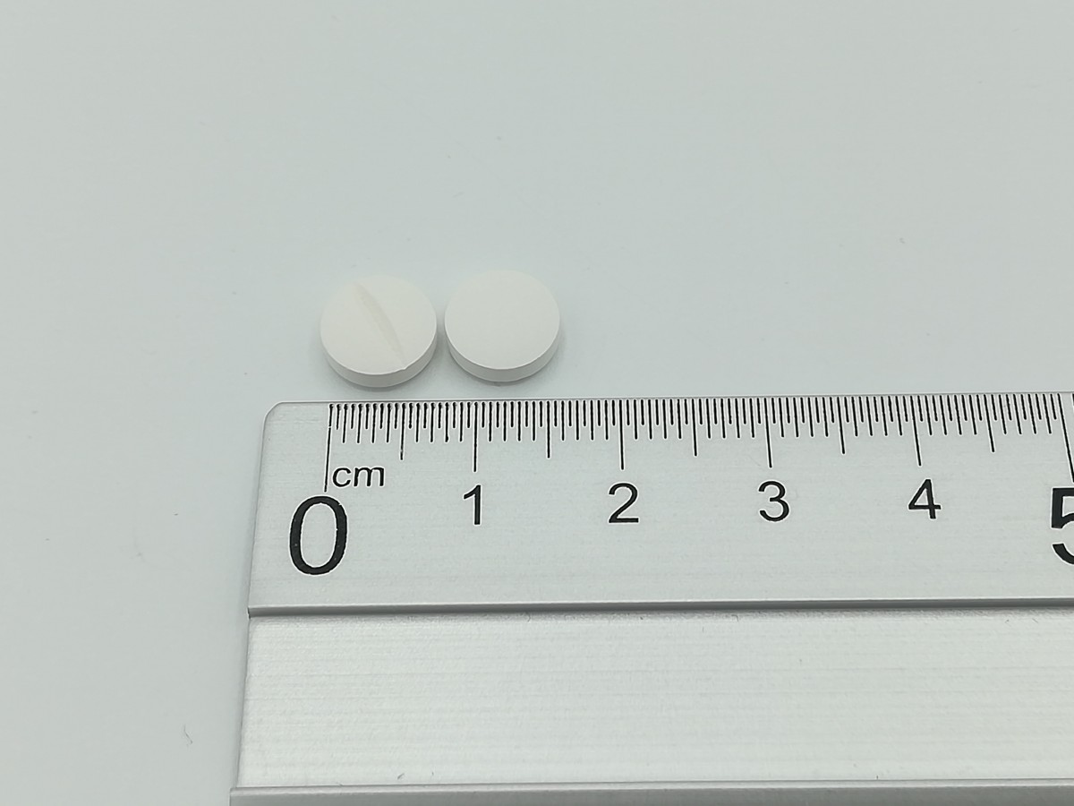 BISOPROLOL NORMON 2,5 mg COMPRIMIDOS RECUBIERTOS CON PELICULA EFG , 28 comprimidos fotografía de la forma farmacéutica.