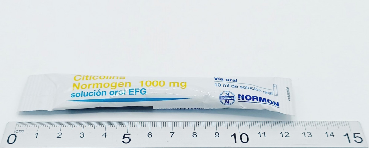 CITICOLINA NORMOGEN 1000 MG SOLUCIÓN ORAL EFG, 30 (3 x 10) sobres de 10 ml fotografía de la forma farmacéutica.