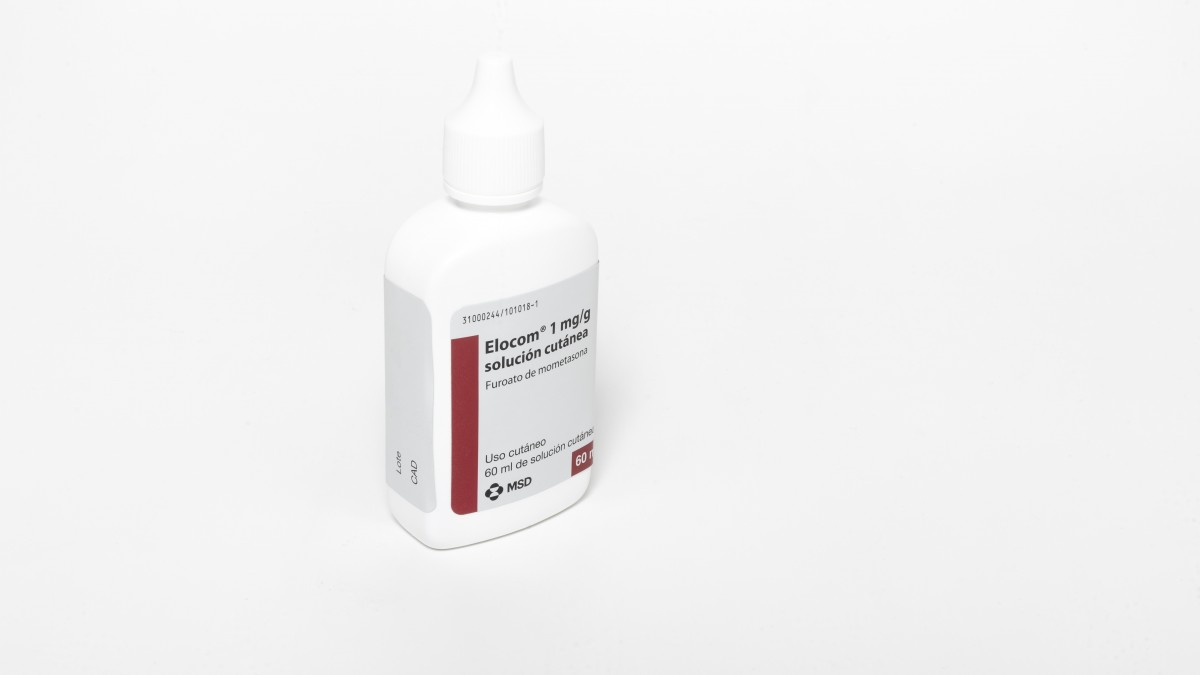 ELOCOM 1 MG/G SOLUCION CUTANEA , 1 frasco de 60 ml fotografía de la forma farmacéutica.