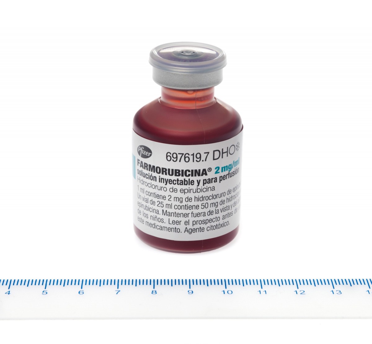 FARMORUBICINA 2 mg/ml SOLUCION INYECTABLE Y PARA PERFUSION , 50 viales de 5 ml fotografía de la forma farmacéutica.