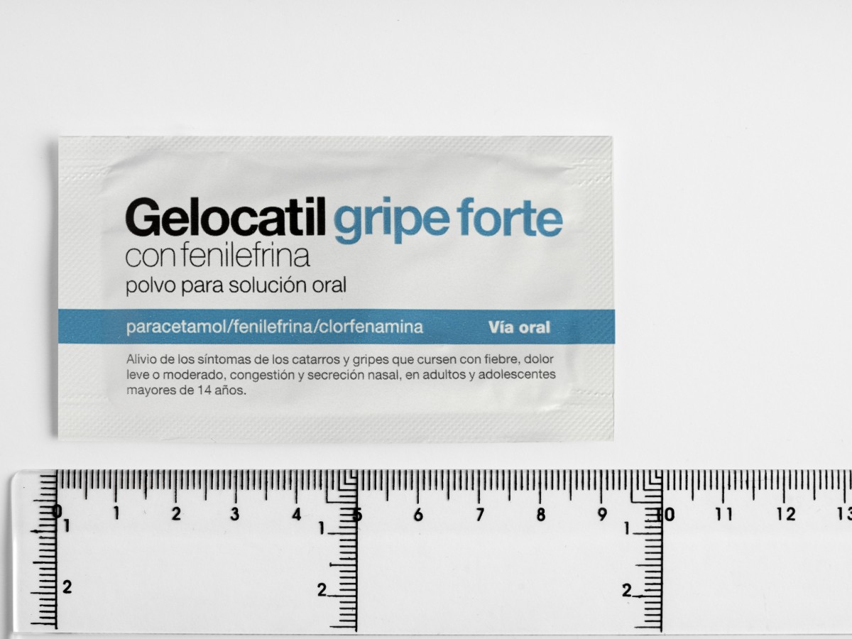 GELOCATIL GRIPE FORTE CON FENILEFRINA POLVO PARA SOLUCION ORAL , 10 sobres fotografía de la forma farmacéutica.