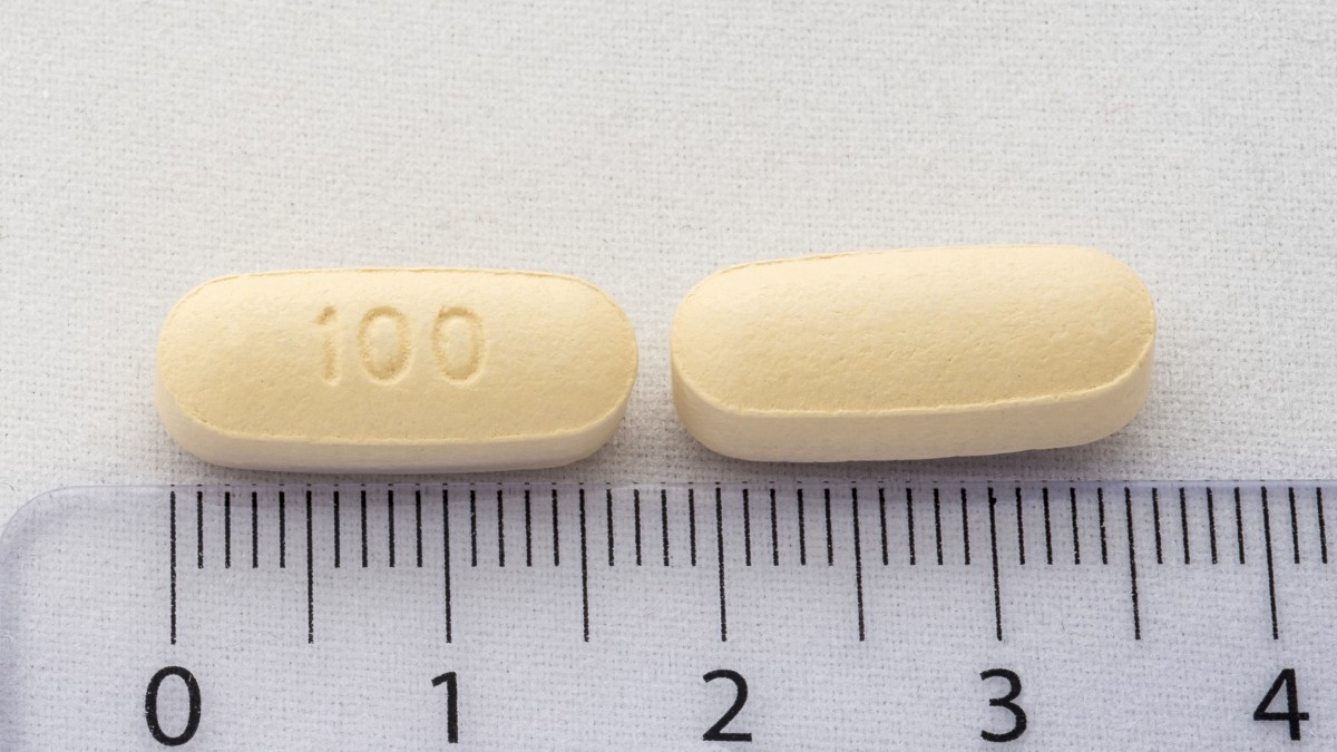 NOXAFIL 100 MG COMPRIMIDOS GASTRORRESISTENTES, 24 comprimidos fotografía de la forma farmacéutica.