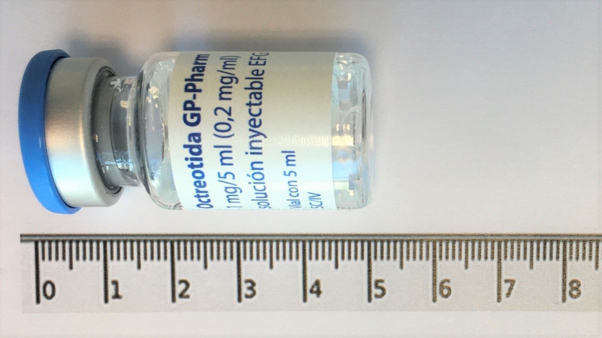 OCTREOTIDA GP-PHARM 1 mg /5 ml  (0,2 mg/ml) SOLUCION INYECTABLE Y PARA PERFUSION EFG , 1 vial de 5 ml fotografía de la forma farmacéutica.