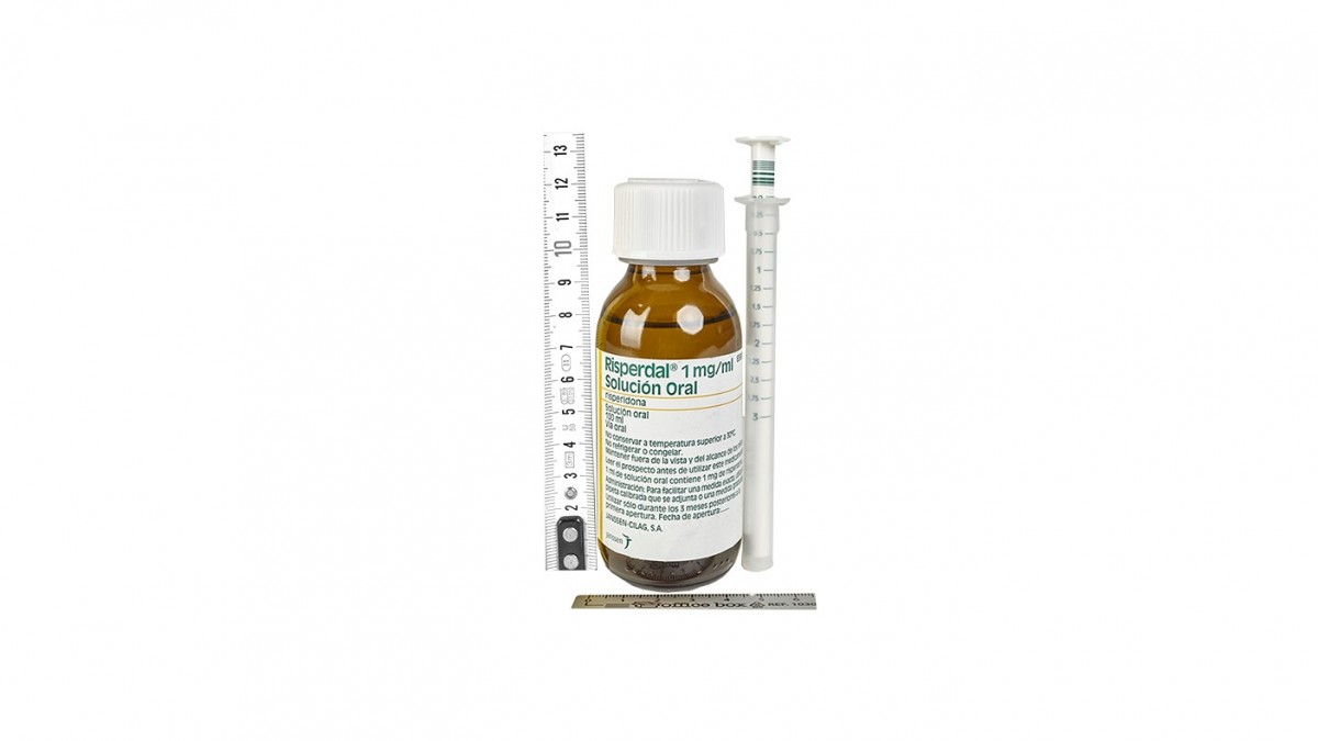 RISPERDAL 1 mg/ ml  SOLUCION ORAL , 1 frasco de 100 ml fotografía de la forma farmacéutica.