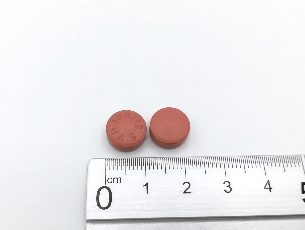 VALSARTAN/HIDROCLOROTIAZIDA NORMON 160 mg/12,5 mg COMPRIMIDOS RECUBIERTOS CON PELICULA EFG, 28 comprimidos fotografía de la forma farmacéutica.