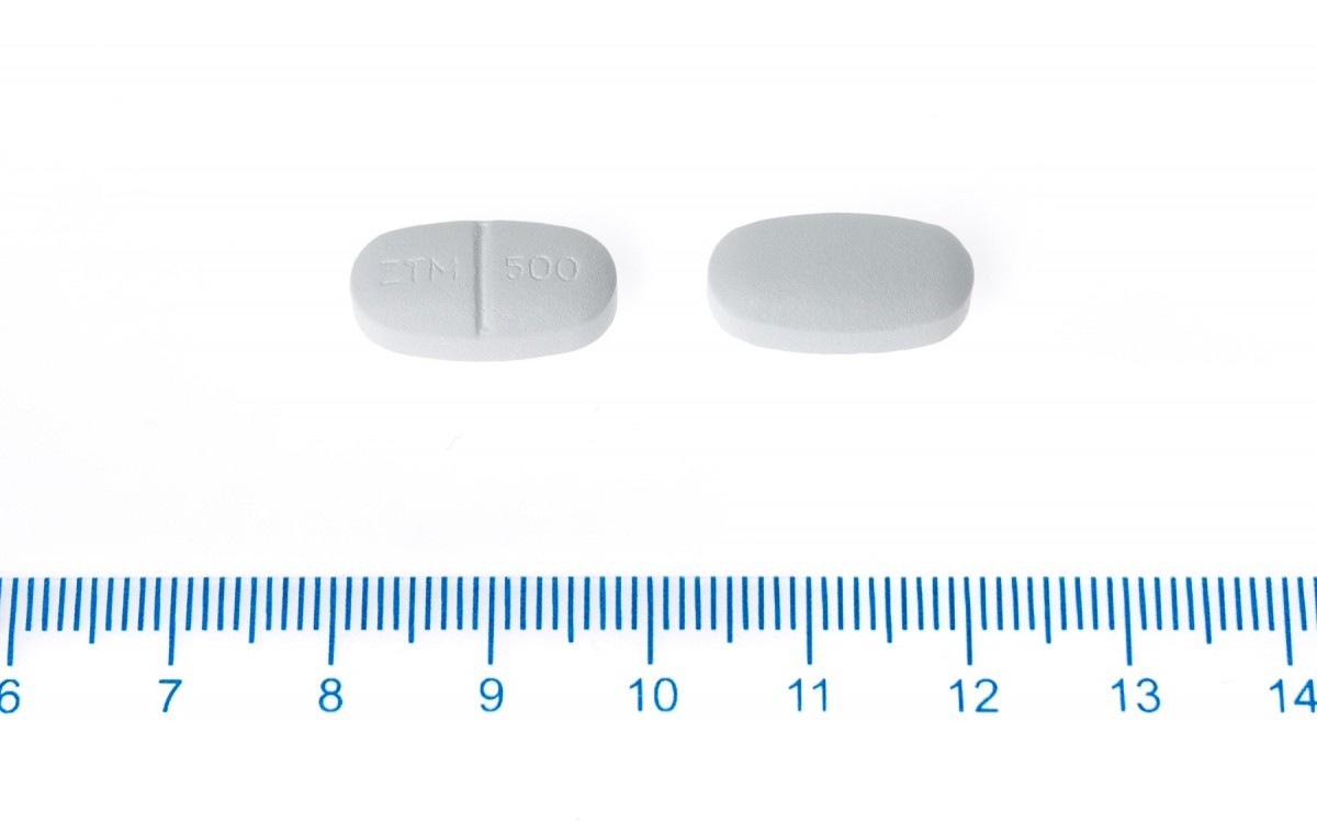 ZITROMAX 500 mg COMPRIMIDOS RECUBIERTOS CON PELICULA, 3 comprimidos fotografía de la forma farmacéutica.